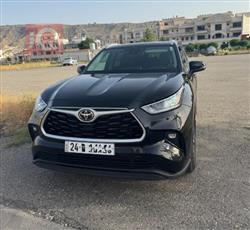 تۆیۆتا هایلاندەر